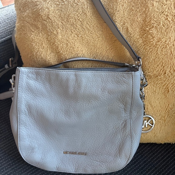 Purse - Picture 1 of 1